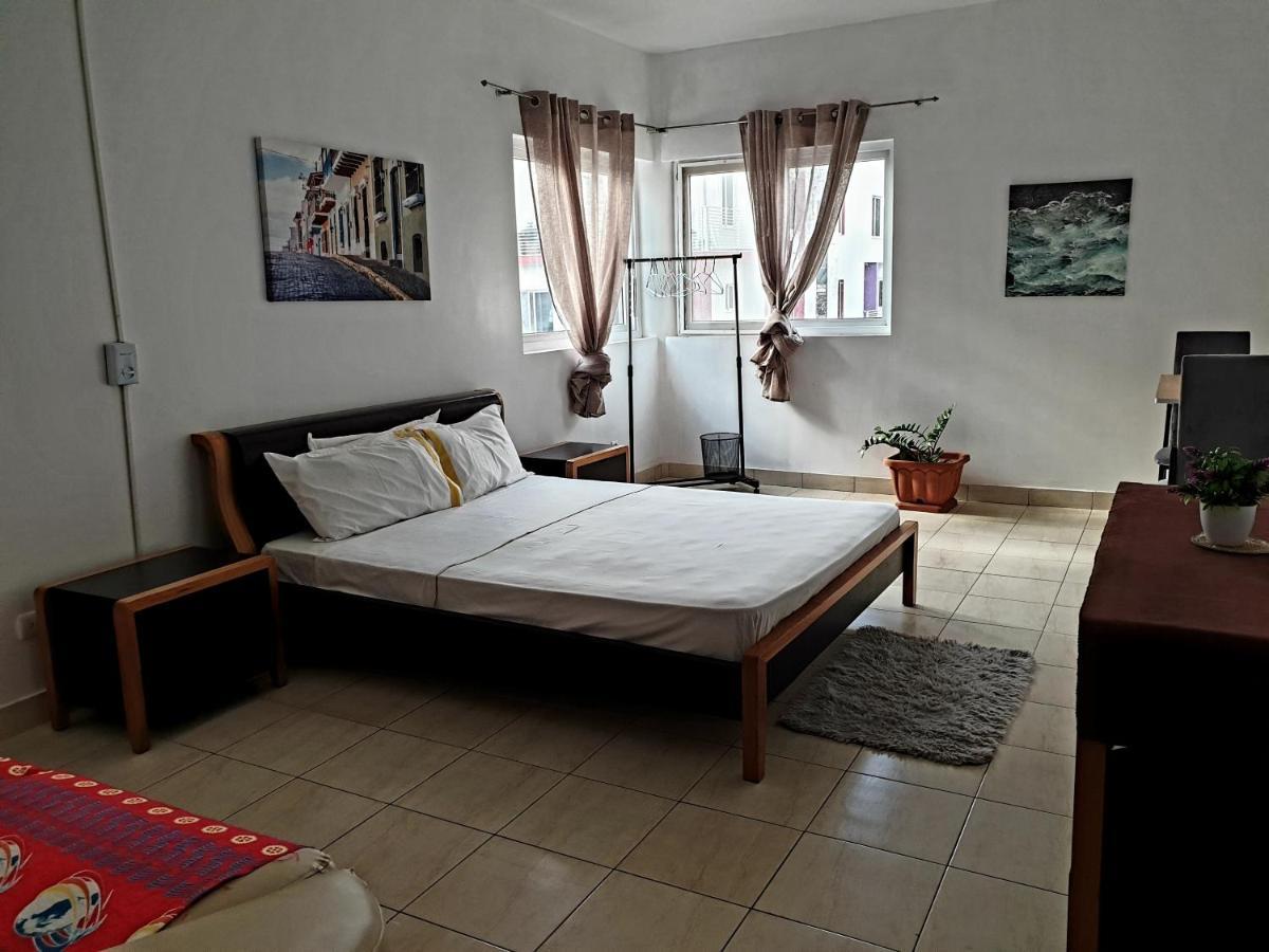 Guest House Mangui Baxu Rooms & Apartment Tarrafal  Buitenkant foto